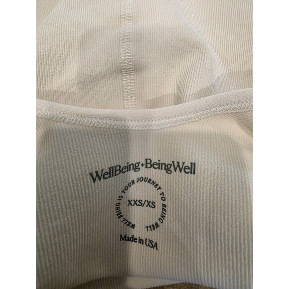 Well Being + Being Well Cream Seamless Yoga Suit Size XXS/ XS NWOT Made In USA - Picture 5 of 5